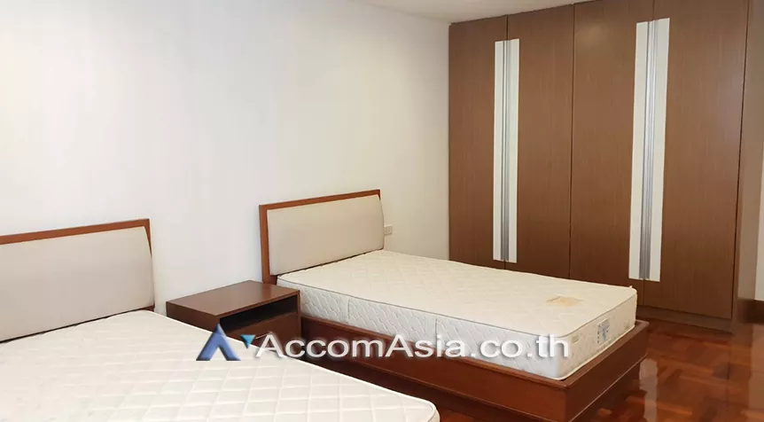 10  3 br Apartment For Rent in Sukhumvit ,Bangkok BTS Phrom Phong at Family Size Desirable AA28063