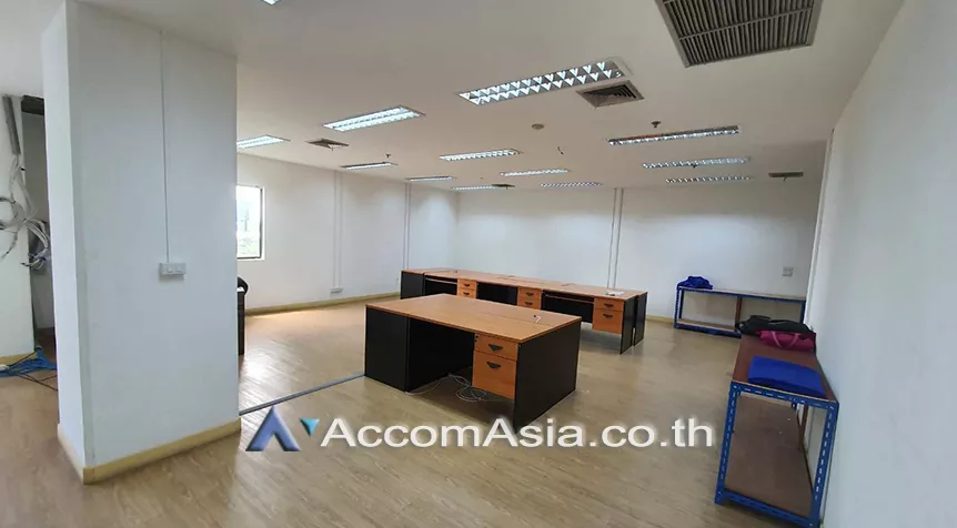  Office space For Rent in Sukhumvit, Bangkok  near BTS Asok - MRT Sukhumvit (AA28065)