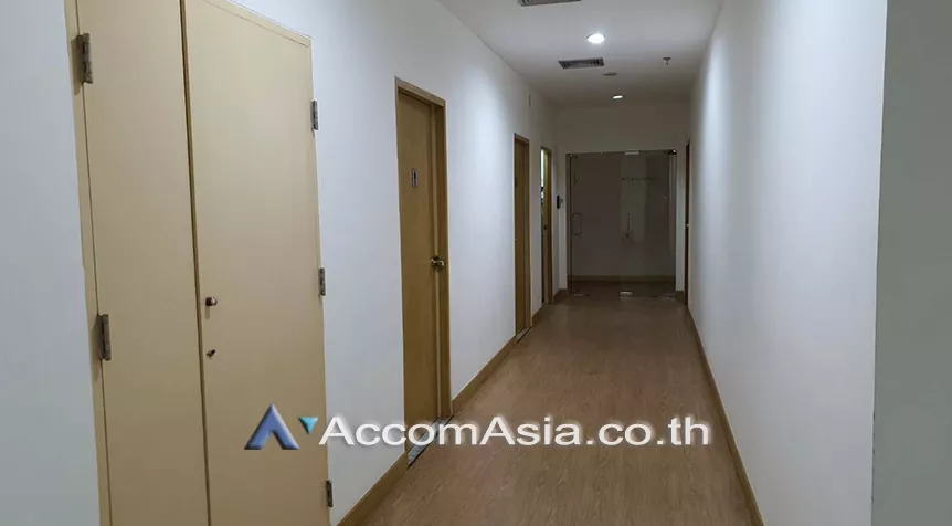 unit Studio  Office space For Rent in Sukhumvit, Bangkok  near BTS Asok - MRT Sukhumvit (AA28065)