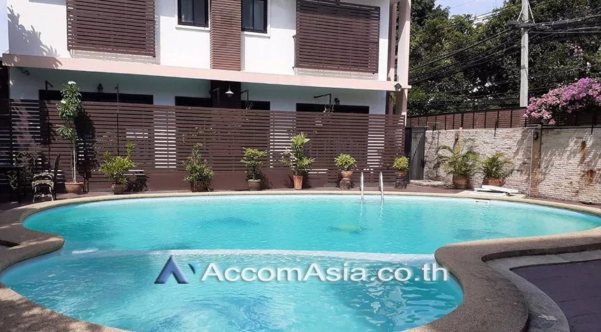 8  3 br Apartment For Rent in Sukhumvit ,Bangkok BTS Ekkamai at Spacious Room AA28067