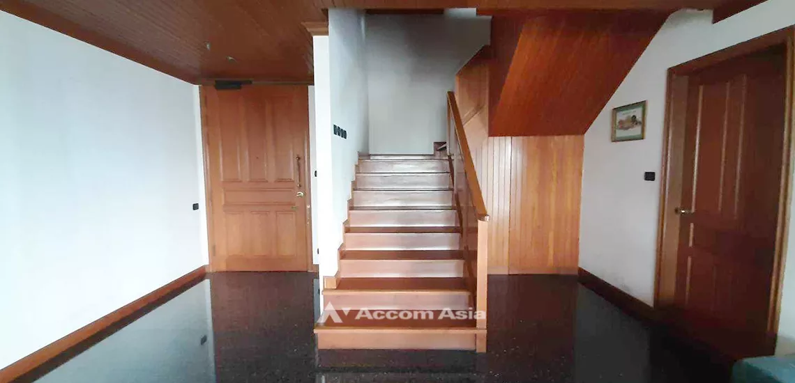 6  5 br Condominium For Sale in Sukhumvit ,Bangkok BTS Phrom Phong at Le Raffine Sukhumvit 24 AA28068