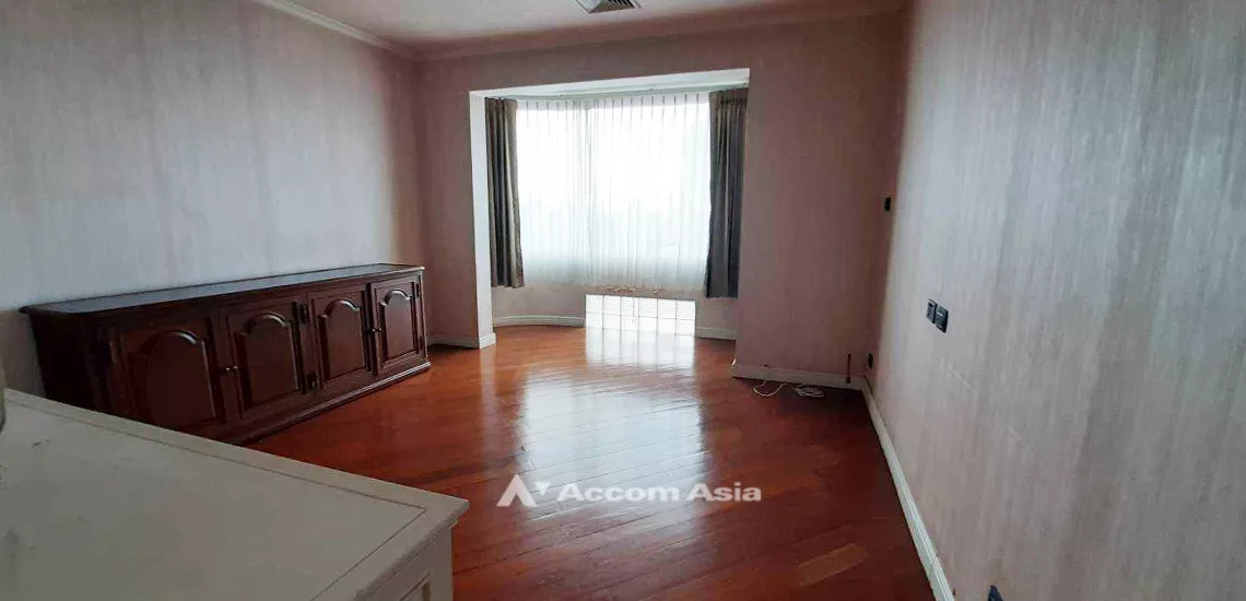 unitSuper Luxury, Private Swimming Pool, Triplex, Penthouse |  5 Bedrooms  Condominium For Sale in Sukhumvit, Bangkok  near BTS Phrom Phong (AA28068)