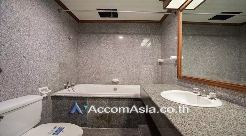 10  3 br Apartment For Rent in Sukhumvit ,Bangkok BTS Asok - MRT Sukhumvit at Comfortable for Living AA28069