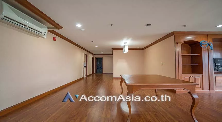 5  3 br Apartment For Rent in Sukhumvit ,Bangkok BTS Asok - MRT Sukhumvit at Comfortable for Living AA28069