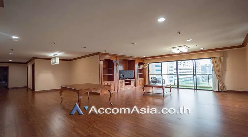 unitPet friendly |  3 Bedrooms  Apartment For Rent in Sukhumvit, Bangkok  near BTS Asok - MRT Sukhumvit (AA28069)