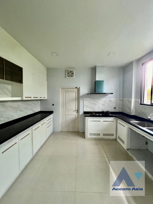  1  5 br House for rent and sale in Pattanakarn ,Bangkok BTS Punnawithi - BTS Udomsuk at The Palazzo Srinakarin AA28073