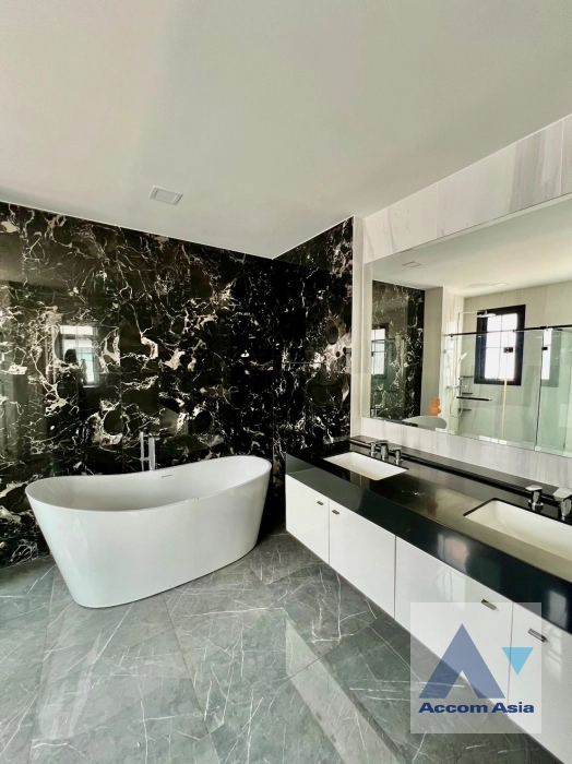 16  5 br House for rent and sale in Pattanakarn ,Bangkok BTS Punnawithi - BTS Udomsuk at The Palazzo Srinakarin AA28073