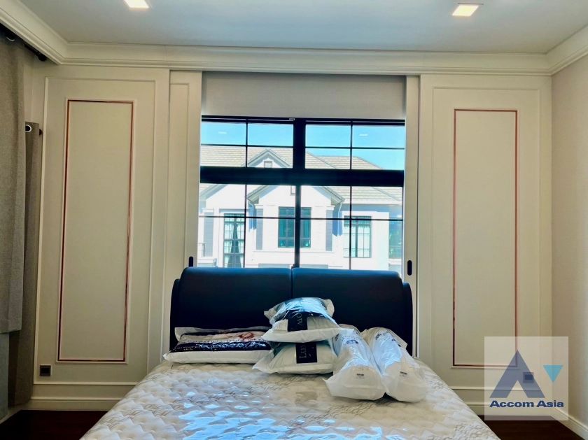 10  5 br House for rent and sale in Pattanakarn ,Bangkok BTS Punnawithi - BTS Udomsuk at The Palazzo Srinakarin AA28073