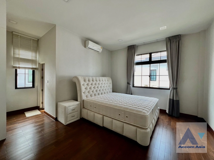 9  5 br House for rent and sale in Pattanakarn ,Bangkok BTS Punnawithi - BTS Udomsuk at The Palazzo Srinakarin AA28073