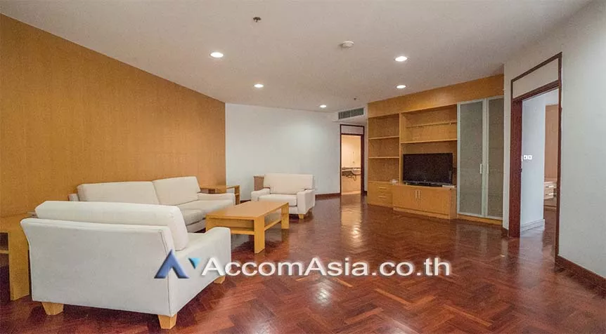 unit 2 Bedrooms  Apartment For Rent in Sukhumvit, Bangkok  near BTS Phrom Phong (AA28078)
