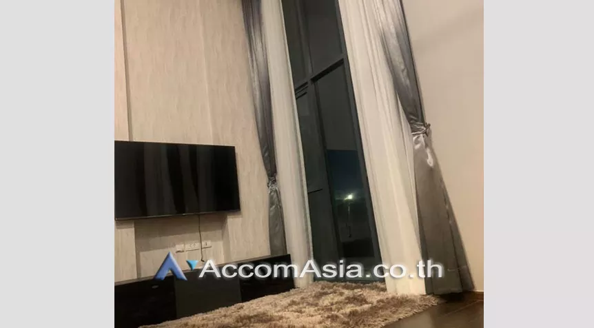 unit 1 Bedroom  Condominium For Rent & Sale in Sukhumvit, Bangkok  near BTS Ekkamai (AA28088)