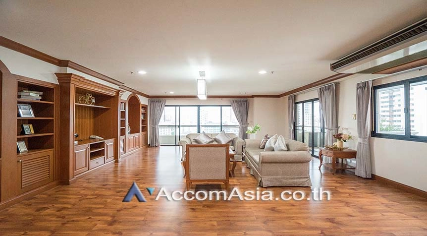 unitPet friendly |  3 Bedrooms  Apartment For Rent in Sukhumvit, Bangkok  near BTS Asok - MRT Sukhumvit (AA28094)