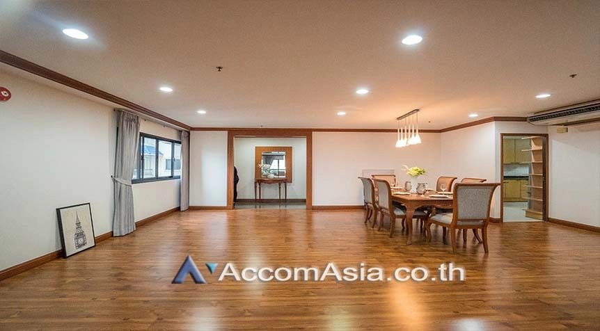  1  3 br Apartment For Rent in Sukhumvit ,Bangkok BTS Asok - MRT Sukhumvit at Perfect Apartment for Big Family, Prime Location Near Main Street AA28094