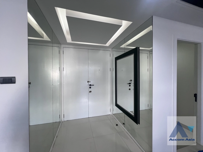 8  3 br Condominium for rent and sale in Ploenchit ,Bangkok BTS Ploenchit at All Seasons Mansion AA28097