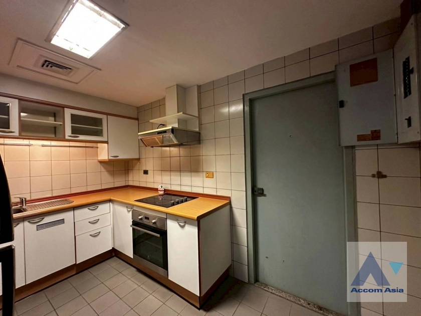 6  2 br Condominium For Rent in Ploenchit ,Bangkok BTS Ploenchit at All Seasons Mansion AA28098