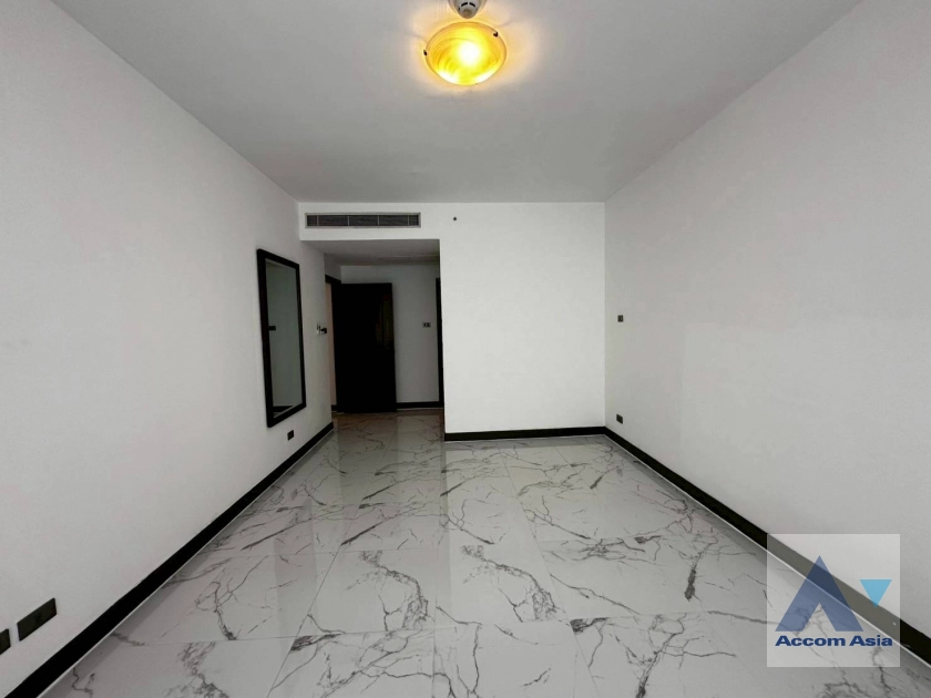 8  2 br Condominium For Rent in Ploenchit ,Bangkok BTS Ploenchit at All Seasons Mansion AA28098