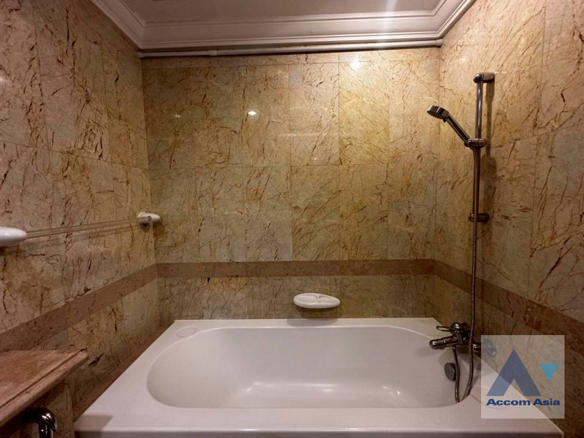 15  2 br Condominium For Rent in Ploenchit ,Bangkok BTS Ploenchit at All Seasons Mansion AA28098