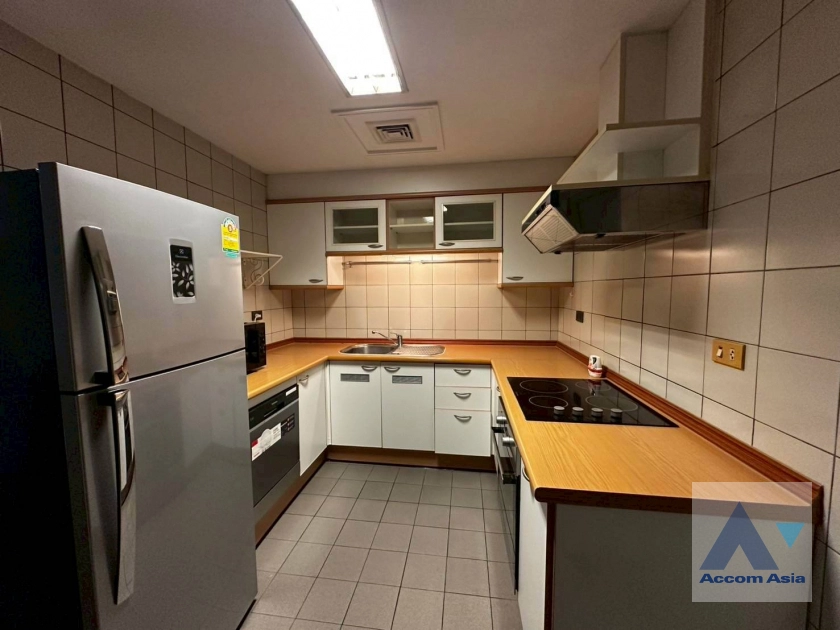 5  2 br Condominium For Rent in Ploenchit ,Bangkok BTS Ploenchit at All Seasons Mansion AA28098