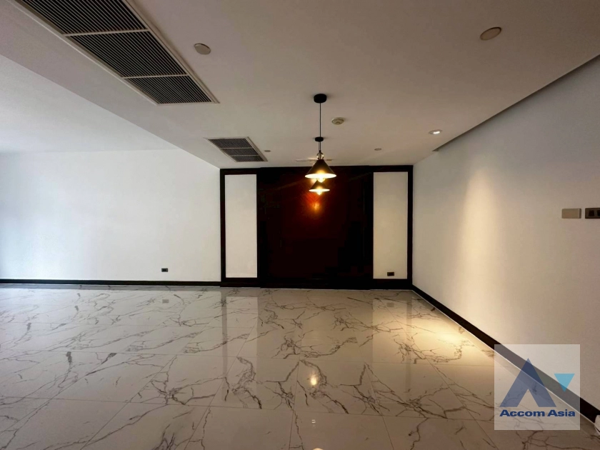  1  2 br Condominium For Rent in Ploenchit ,Bangkok BTS Ploenchit at All Seasons Mansion AA28098