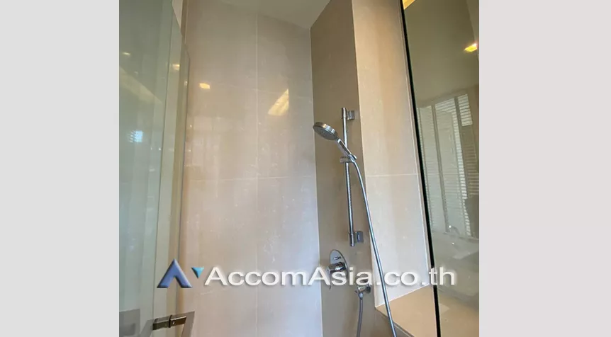 unit 1 Bedroom  Condominium For Rent in Sukhumvit, Bangkok  near BTS Asok - MRT Sukhumvit (AA28100)