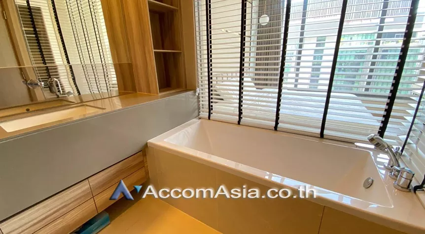 6  1 br Condominium For Rent in Sukhumvit ,Bangkok BTS Asok - MRT Sukhumvit at The Esse Asoke AA28100