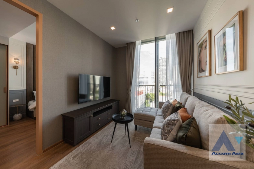 unit 1 Bedroom  Condominium For Rent & Sale in Sukhumvit, Bangkok  near BTS Phrom Phong (AA28107)