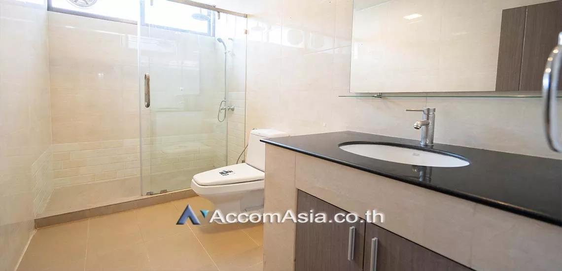11  3 br Apartment For Rent in Sukhumvit ,Bangkok BTS Phrom Phong at Luxury fully serviced AA28108