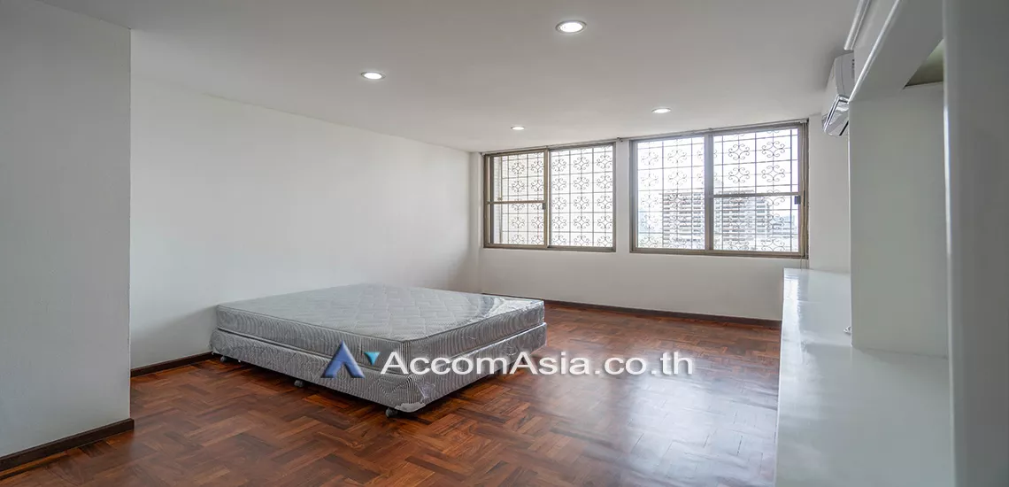 12  4 br Apartment For Rent in Sukhumvit ,Bangkok BTS Asok - MRT Sukhumvit at Spacious space with a cozy AA28122