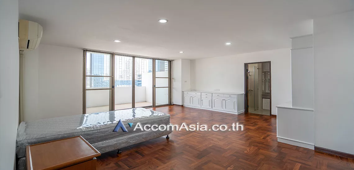 13  4 br Apartment For Rent in Sukhumvit ,Bangkok BTS Asok - MRT Sukhumvit at Spacious space with a cozy AA28122
