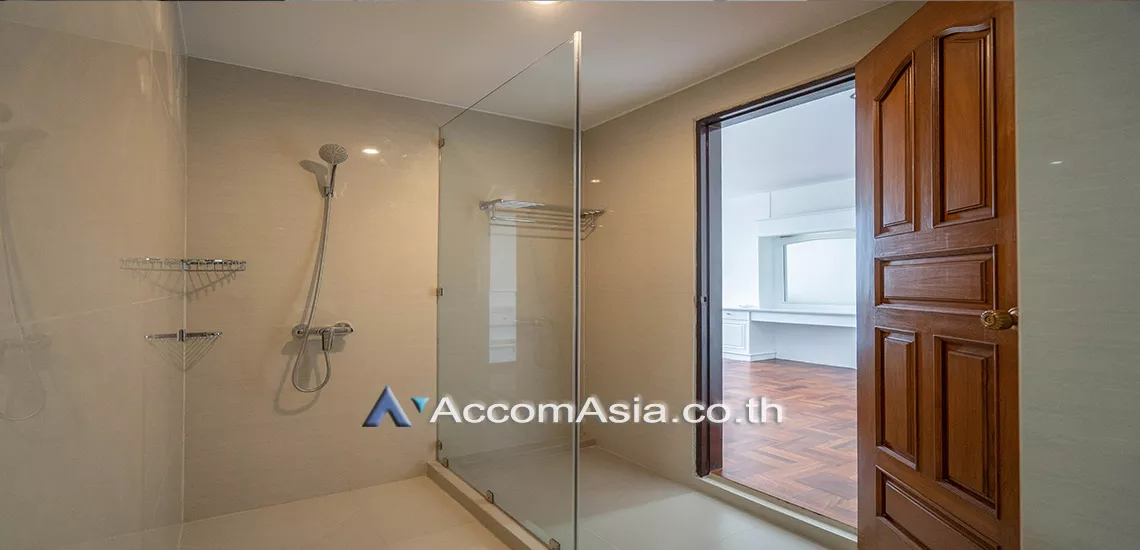 20  4 br Apartment For Rent in Sukhumvit ,Bangkok BTS Asok - MRT Sukhumvit at Spacious space with a cozy AA28122