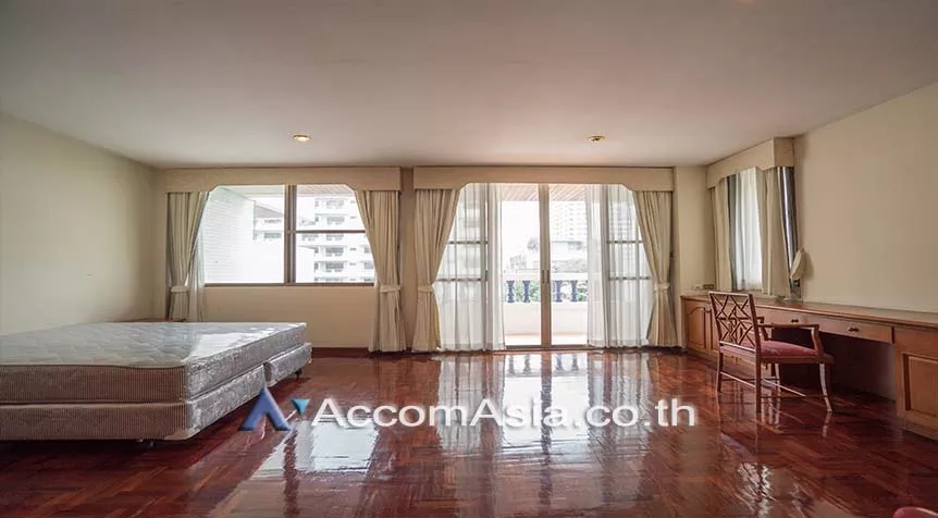 6  3 br Apartment For Rent in Sukhumvit ,Bangkok BTS Asok - MRT Sukhumvit at Spacious space with a cozy AA28123