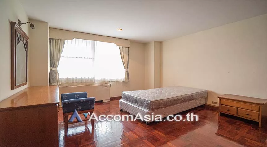 8  3 br Apartment For Rent in Sukhumvit ,Bangkok BTS Asok - MRT Sukhumvit at Spacious space with a cozy AA28123