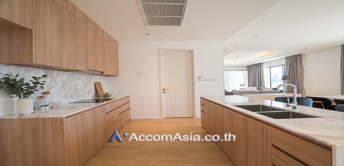 7  3 br Apartment For Rent in Sukhumvit ,Bangkok BTS Thong Lo at Relaxing Balcony - Walk to BTS AA28125
