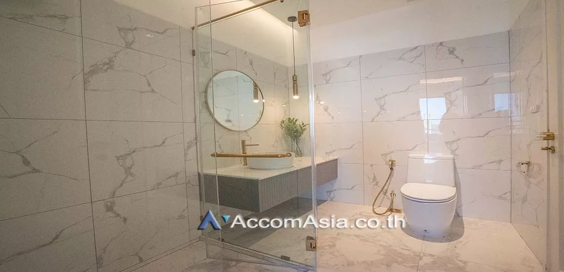 5  3 br Apartment For Rent in Sukhumvit ,Bangkok BTS Thong Lo at Relaxing Balcony - Walk to BTS AA28126