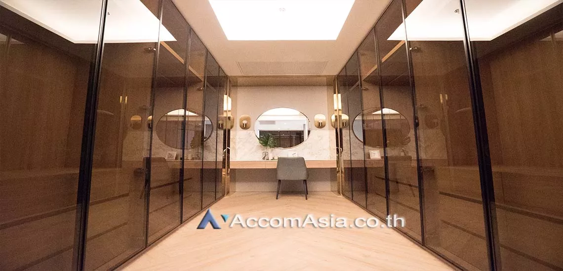 7  3 br Apartment For Rent in Sukhumvit ,Bangkok BTS Thong Lo at Relaxing Balcony - Walk to BTS AA28126