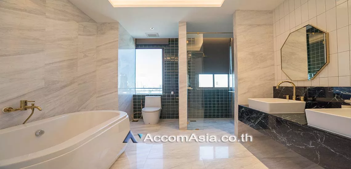 8  3 br Apartment For Rent in Sukhumvit ,Bangkok BTS Thong Lo at Relaxing Balcony - Walk to BTS AA28126