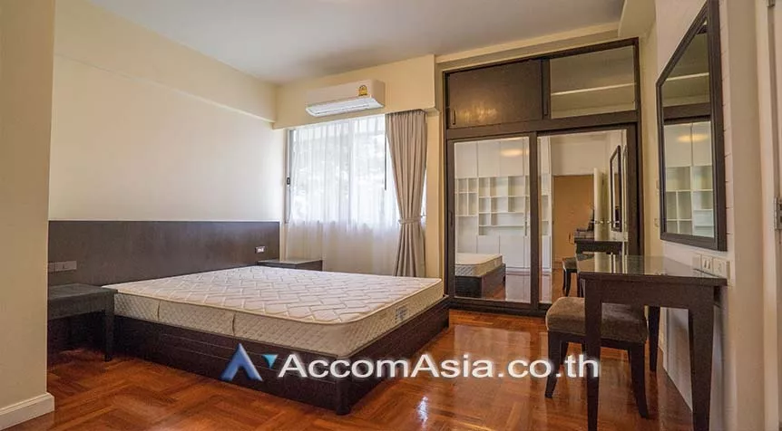 9  4 br Apartment For Rent in Sukhumvit ,Bangkok BTS Nana at Calm and Peaceful AA28130