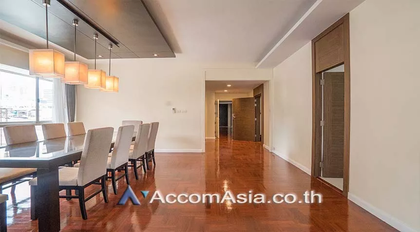  1  4 br Apartment For Rent in Sukhumvit ,Bangkok BTS Nana at Calm and Peaceful AA28130