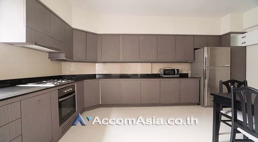 4  4 br Apartment For Rent in Sukhumvit ,Bangkok BTS Nana at Calm and Peaceful AA28130
