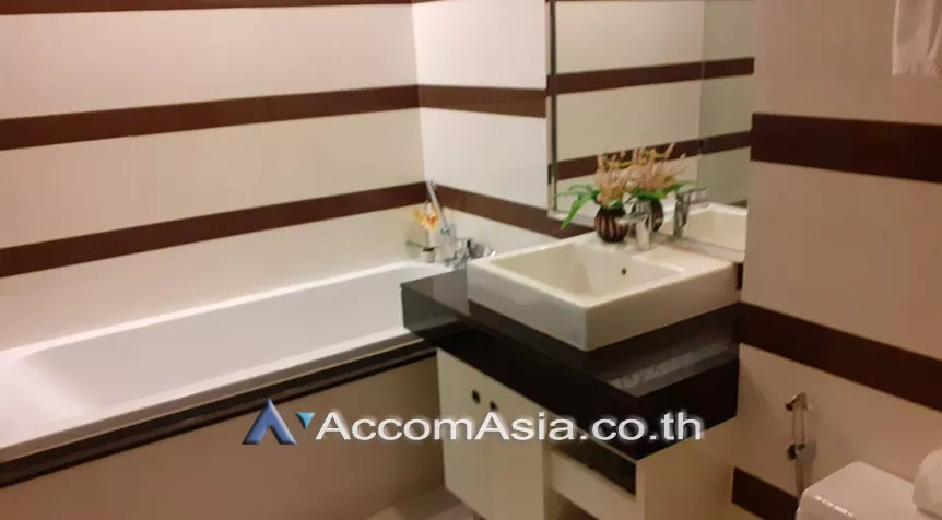 unit 1 Bedroom  Apartment For Rent in Sukhumvit, Bangkok  near BTS Phrom Phong (AA28134)