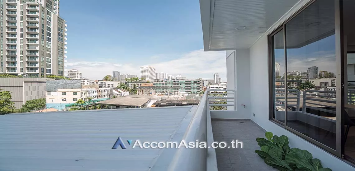 5  2 br Apartment For Rent in Sukhumvit ,Bangkok BTS Thong Lo at Relaxing Balcony - Walk to BTS AA28138