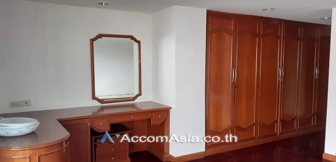 5  3 br Apartment For Rent in Sukhumvit ,Bangkok BTS Phrom Phong at Exudes classic comfort AA28155