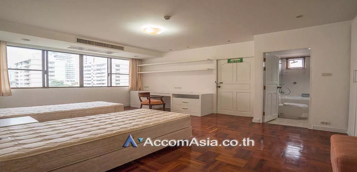 7  3 br Apartment For Rent in Sukhumvit ,Bangkok BTS Phrom Phong at Pet friendly - High rise Apartment AA28163