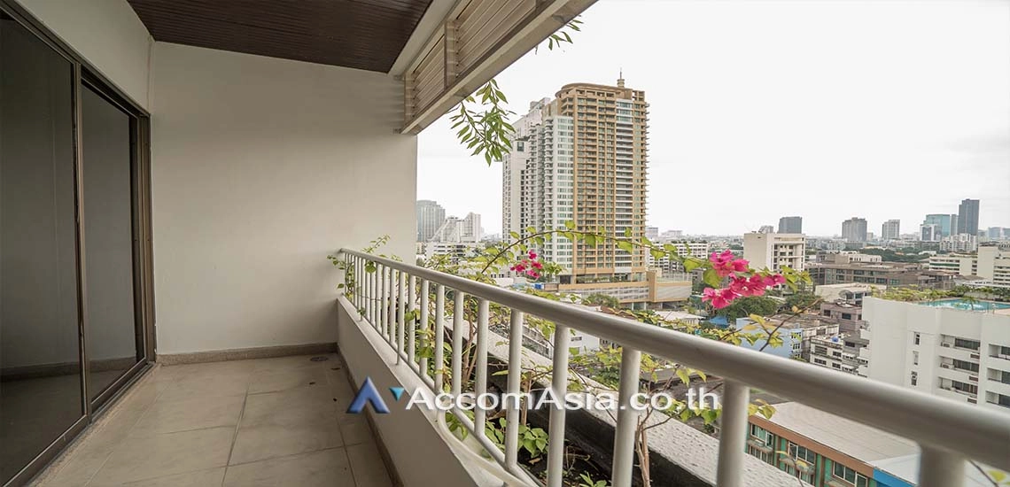 unitPet friendly |  4 Bedrooms  Apartment For Rent in Sukhumvit, Bangkok  near BTS Phrom Phong (AA28165)