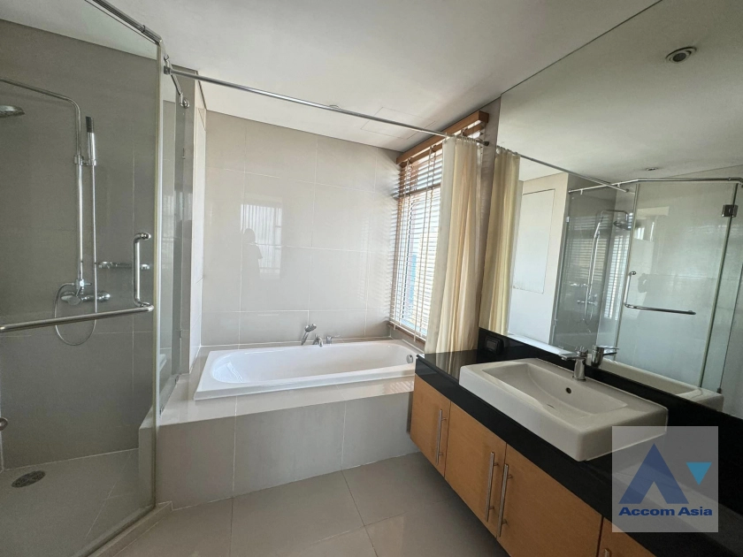 13  3 br Condominium for rent and sale in Sukhumvit ,Bangkok BTS Ekkamai at Fullerton Sukhumvit AA28166