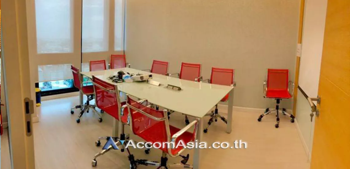  1  Office Space For Rent in Bangna ,Bangkok BTS Bang Na at Central City Tower AA28170