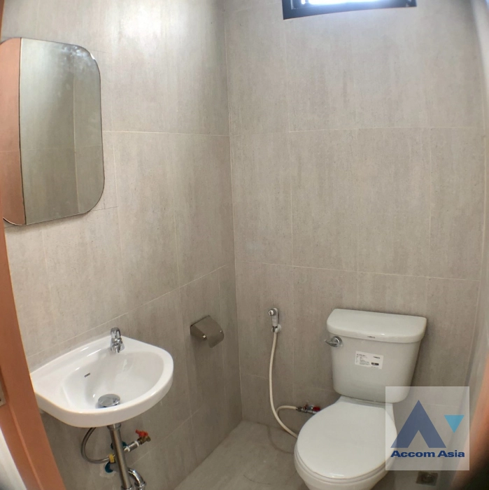 9  5 br House For Rent in Sukhumvit ,Bangkok BTS Bang Chak AA28171