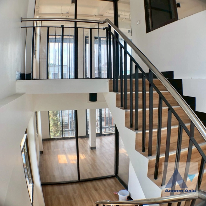 7  5 br House For Rent in Sukhumvit ,Bangkok BTS Bang Chak AA28171