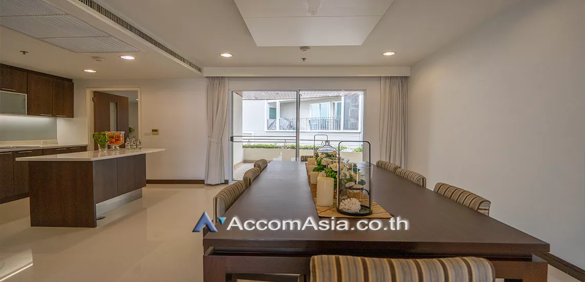  1  3 br Apartment For Rent in Sukhumvit ,Bangkok BTS Ekkamai at Low-rise Apartment, Only 1,000m to BTS AA28172