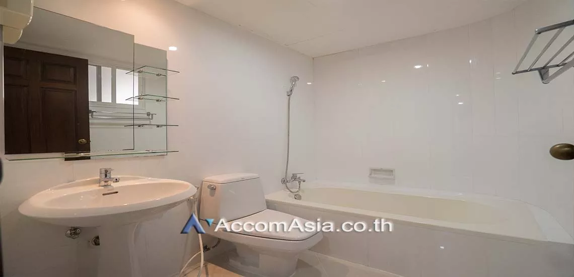 12  3 br Apartment For Rent in Sukhumvit ,Bangkok BTS Asok - MRT Sukhumvit at Great Facilities AA28174